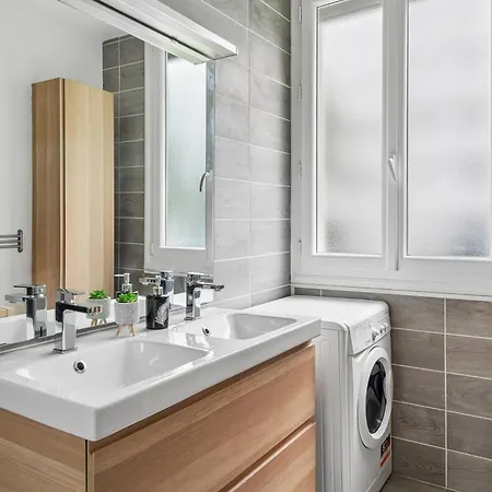 Pop Eurexpo - Parking Prive, Terrasse, Climatisation Apartment Bron