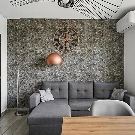Apartment Pop Eurexpo - Parking Prive, Terrasse, Climatisation *