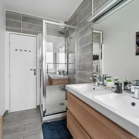 Apartment Pop Eurexpo - Parking Prive, Terrasse, Climatisation *